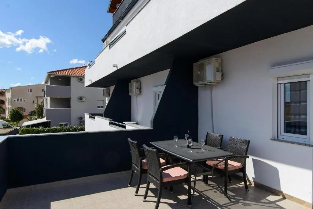 Apartment In Okrug Gornji With Sea View, Terrace, Air Conditioning, Wifi 5134-4 Trogir 0*,  Croatia